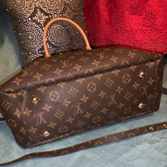 Louis Vuitton Pallas MM - Picture 6 of 8